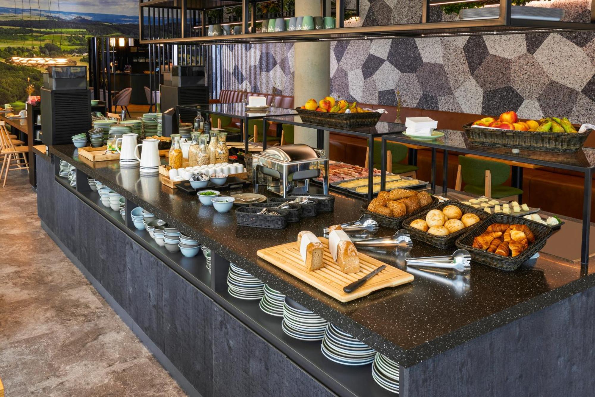 Отель Ibis Styles Зинген Экстерьер фото